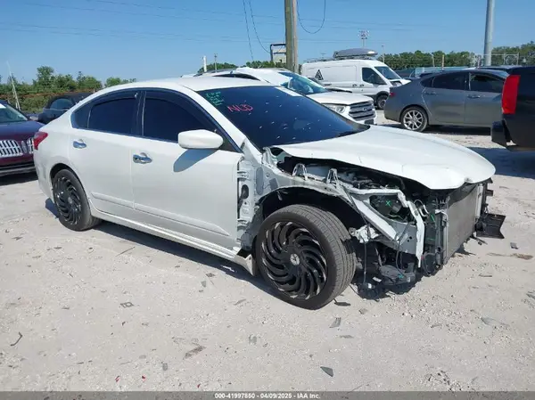 1N4AL3AP6HN317522 2017 NISSAN ALTIMA - Image 1