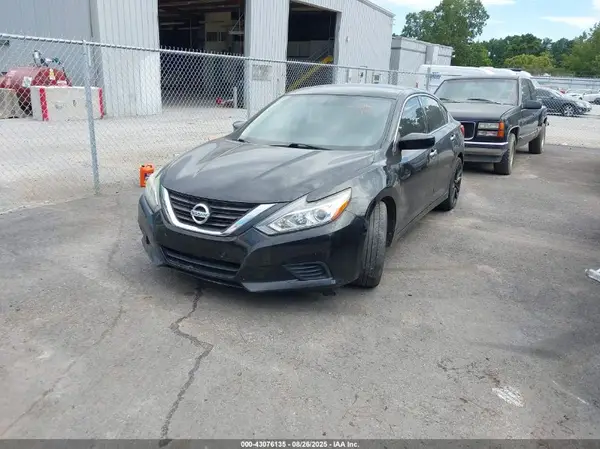 1N4AL3AP6HN320775 2017 NISSAN ALTIMA - Image 2