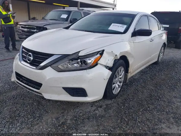 1N4AL3AP6HN325197 2017 NISSAN ALTIMA - Image 2