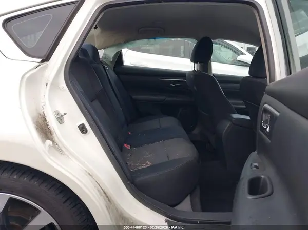 1N4AL3AP6HN330853 2017 NISSAN ALTIMA - Image 8