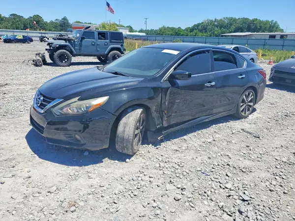 1N4AL3AP6HN332201 2017 NISSAN ALTIMA - Image 1