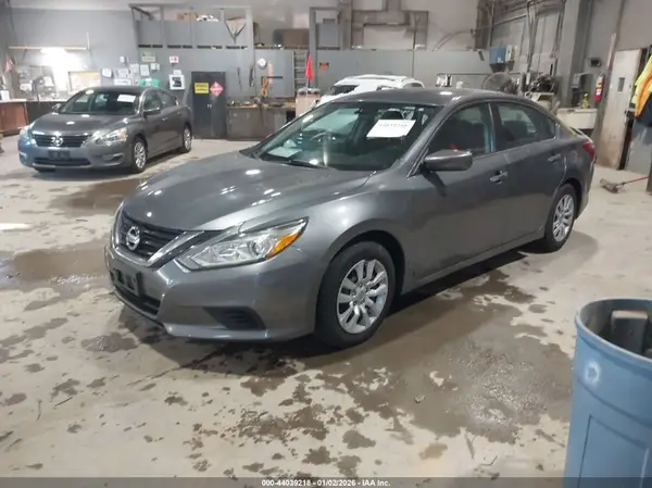 1N4AL3AP6HN349399 2017 NISSAN ALTIMA - Image 2