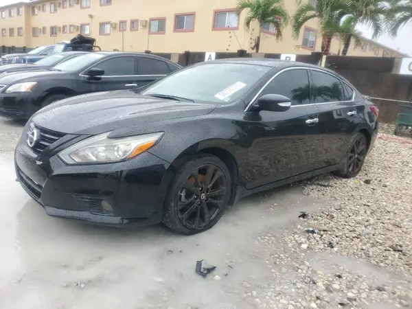 1N4AL3AP6HN352612 2017 NISSAN ALTIMA - Image 1