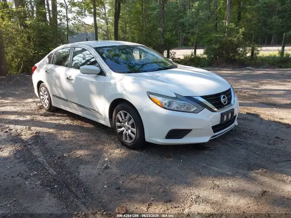 1N4AL3AP6HN354652 2017 NISSAN ALTIMA - Image 1