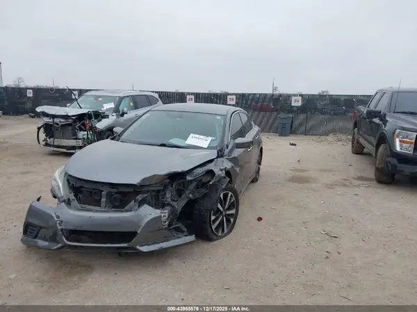 1N4AL3AP6HN365196 2017 NISSAN ALTIMA - Image 2