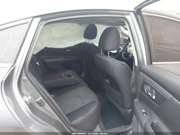 1N4AL3AP6HN365196 2017 NISSAN ALTIMA - Image 8