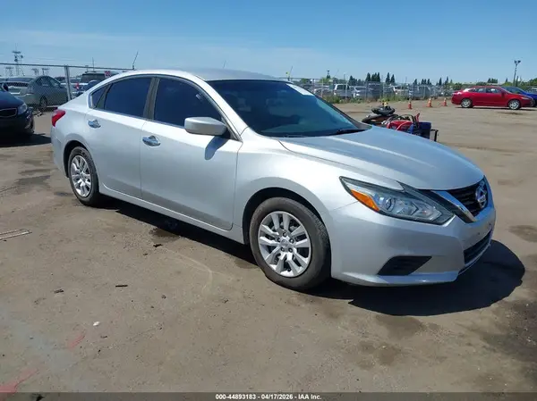 1N4AL3AP6HN365831 2017 NISSAN ALTIMA - Image 1