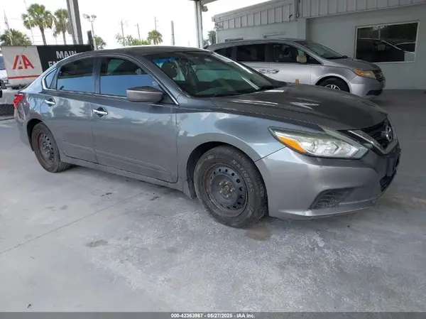 1N4AL3AP6HN365974 2017 NISSAN ALTIMA - Image 1