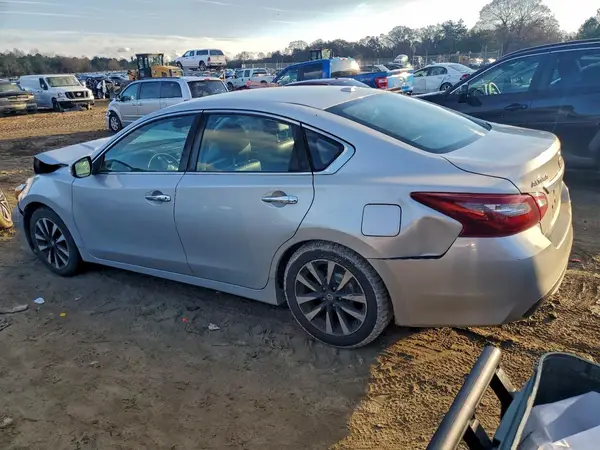 1N4AL3AP6JC101431 2018 NISSAN ALTIMA - Image 2