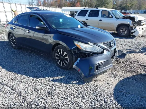 1N4AL3AP6JC106273 2018 NISSAN ALTIMA - Image 1