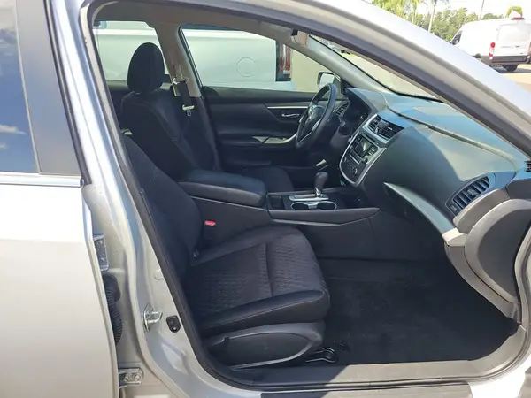 1N4AL3AP6JC108878 2018 NISSAN ALTIMA - Image 2