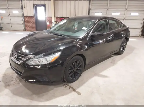 1N4AL3AP6JC110839 2018 NISSAN ALTIMA - Image 2