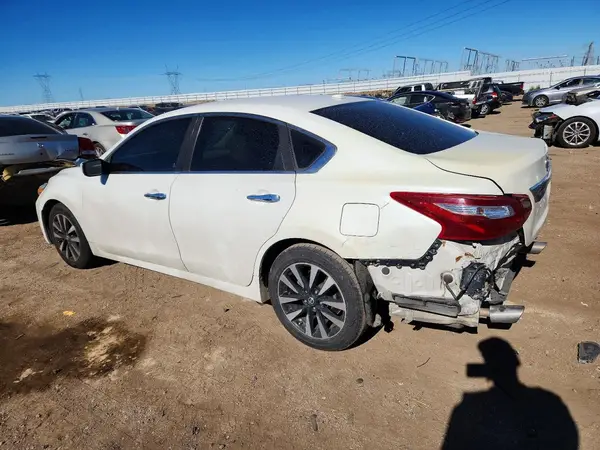 1N4AL3AP6JC111487 2018 NISSAN ALTIMA - Image 2