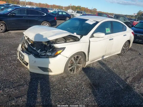 1N4AL3AP6JC115362 2018 NISSAN ALTIMA - Image 2