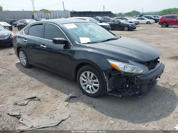 1N4AL3AP6JC115846 2018 NISSAN ALTIMA - Image 1