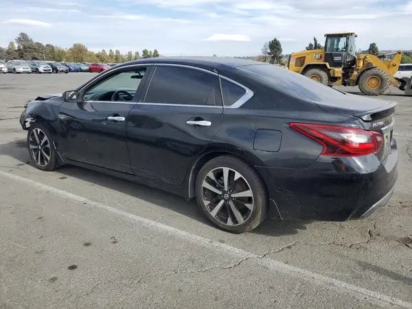 1N4AL3AP6JC116009 2018 NISSAN ALTIMA - Image 2