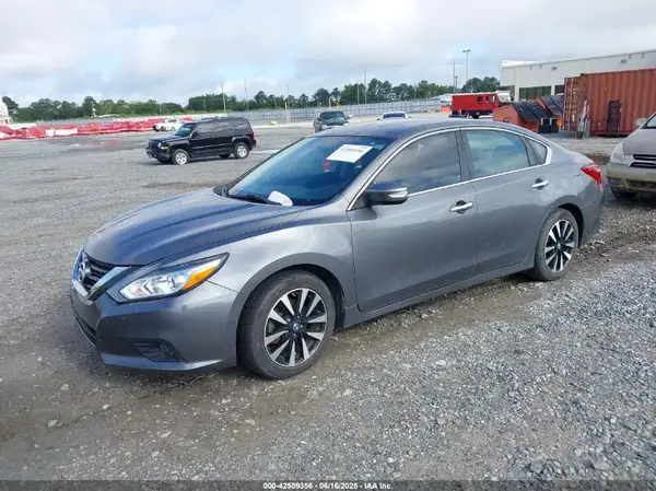 1N4AL3AP6JC116236 2018 NISSAN ALTIMA - Image 2