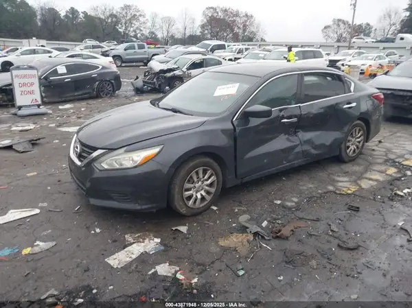 1N4AL3AP6JC117564 2018 NISSAN ALTIMA - Image 2