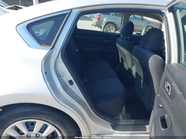 1N4AL3AP6JC118763 2018 NISSAN ALTIMA - Image 8