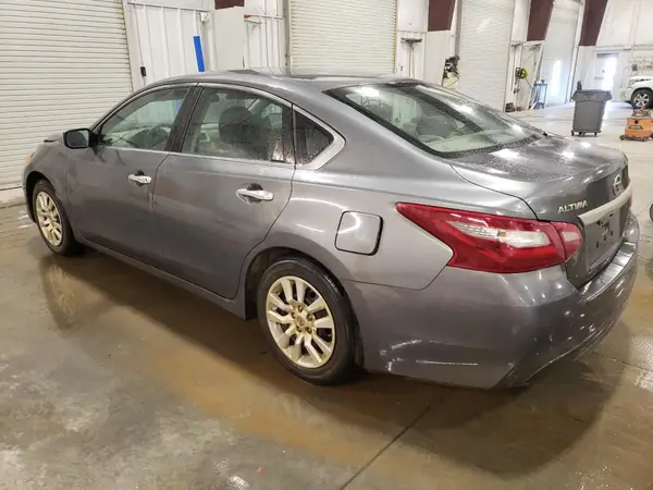 1N4AL3AP6JC119654 2018 NISSAN ALTIMA - Image 2