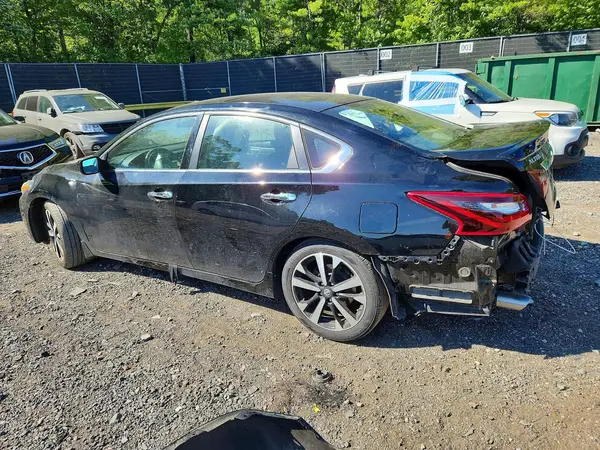 1N4AL3AP6JC120075 2018 NISSAN ALTIMA - Image 2