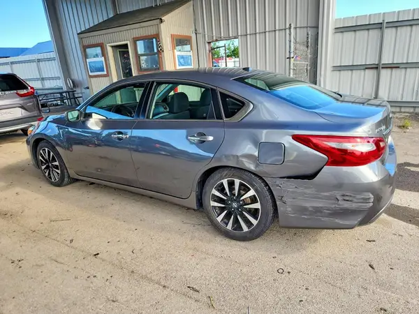 1N4AL3AP6JC120450 2018 NISSAN ALTIMA - Image 2
