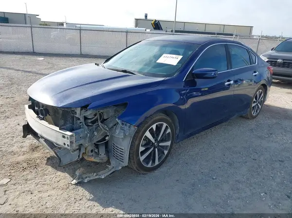 1N4AL3AP6JC121470 2018 NISSAN ALTIMA - Image 2
