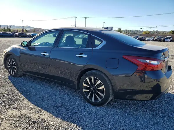 1N4AL3AP6JC123512 2018 NISSAN ALTIMA - Image 2