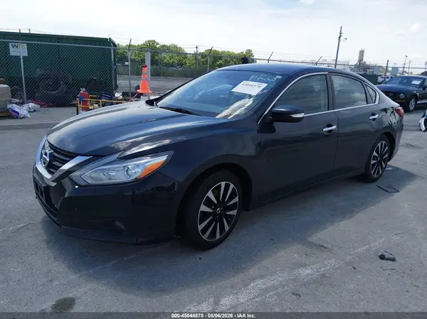 1N4AL3AP6JC123526 2018 NISSAN ALTIMA - Image 2
