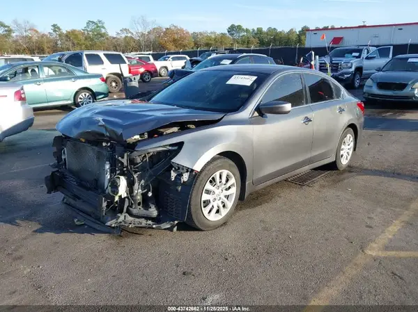 1N4AL3AP6JC124191 2018 NISSAN ALTIMA - Image 2