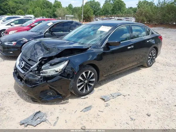 1N4AL3AP6JC127463 2018 NISSAN ALTIMA - Image 2