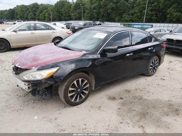 1N4AL3AP6JC127852 2018 NISSAN ALTIMA - Image 2