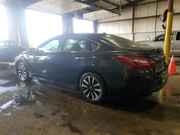 1N4AL3AP6JC128239 2018 NISSAN ALTIMA - Image 2