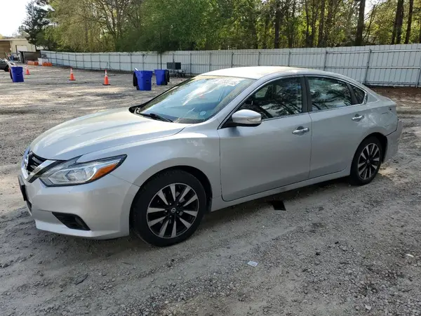 1N4AL3AP6JC129066 2018 NISSAN ALTIMA - Image 1