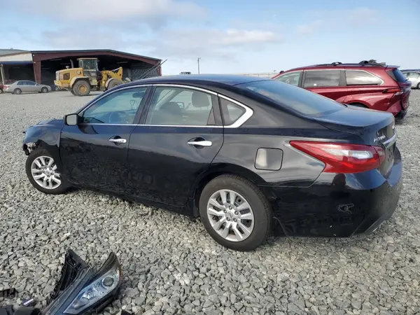 1N4AL3AP6JC131643 2018 NISSAN ALTIMA - Image 2