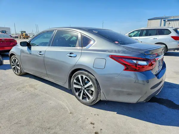 1N4AL3AP6JC134168 2018 NISSAN ALTIMA - Image 2