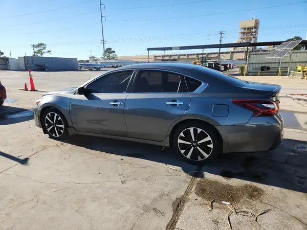 1N4AL3AP6JC134333 2018 NISSAN ALTIMA - Image 2