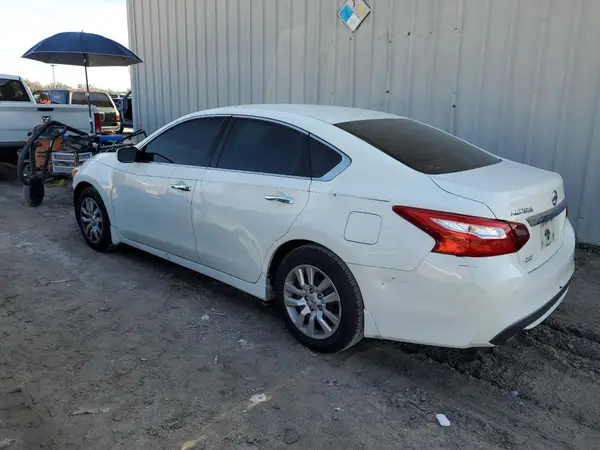 1N4AL3AP6JC134669 2018 NISSAN ALTIMA - Image 2