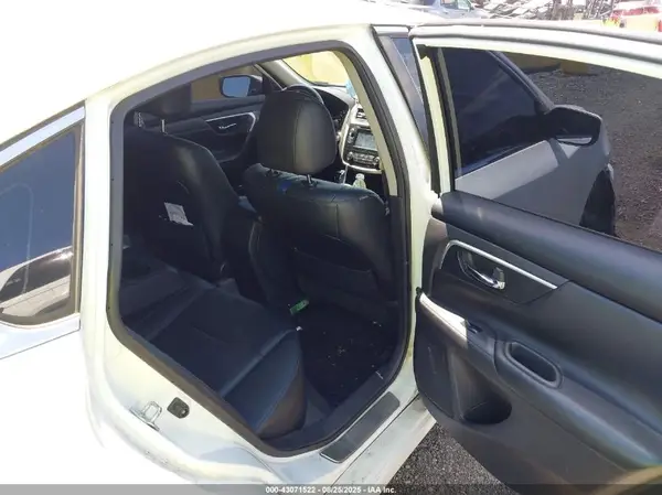 1N4AL3AP6JC134753 2018 NISSAN ALTIMA - Image 8