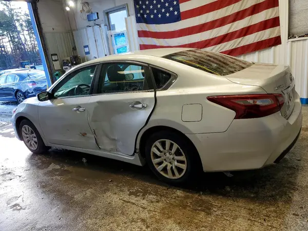 1N4AL3AP6JC136227 2018 NISSAN ALTIMA - Image 2