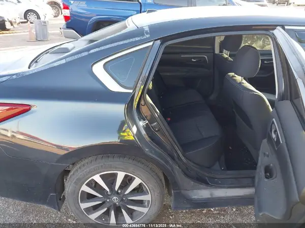 1N4AL3AP6JC138964 2018 NISSAN ALTIMA - Image 8