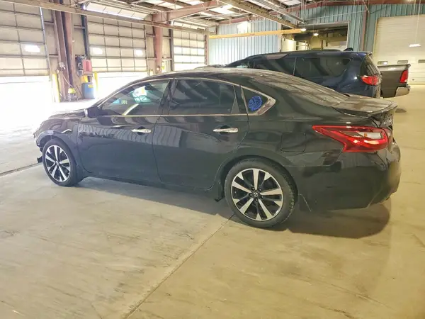1N4AL3AP6JC139628 2018 NISSAN ALTIMA - Image 2