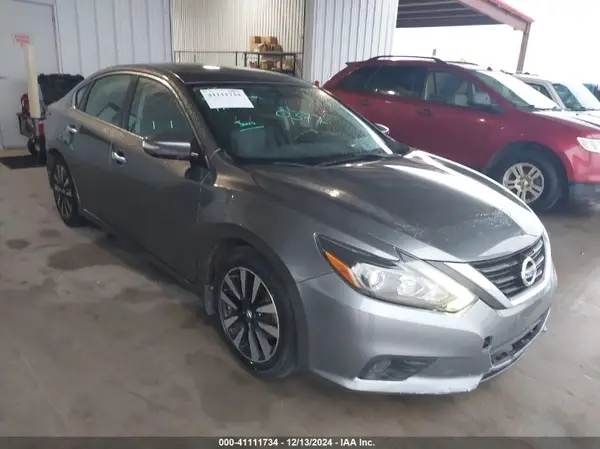 1N4AL3AP6JC142058 2018 NISSAN ALTIMA - Image 1