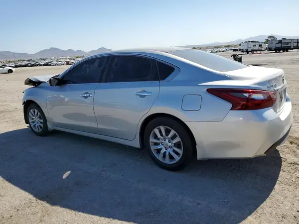 1N4AL3AP6JC142559 2018 NISSAN ALTIMA - Image 2