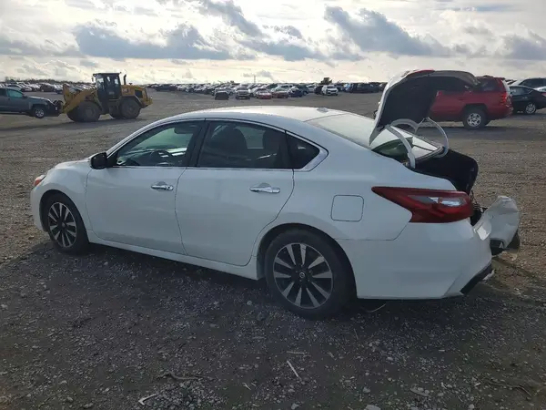 1N4AL3AP6JC142741 2018 NISSAN ALTIMA - Image 2