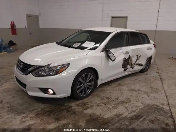 1N4AL3AP6JC142853 2018 NISSAN ALTIMA - Image 2