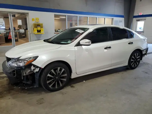 1N4AL3AP6JC146174 2018 NISSAN ALTIMA - Image 1