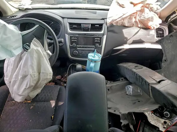 1N4AL3AP6JC147762 2018 NISSAN ALTIMA - Image 8