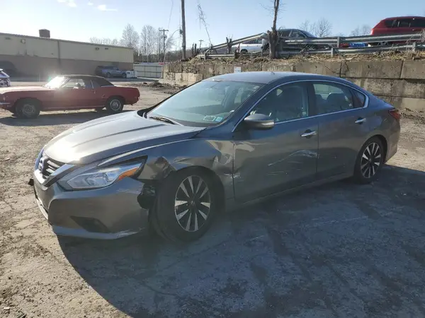 1N4AL3AP6JC148555 2018 NISSAN ALTIMA - Image 1