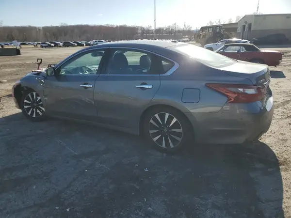 1N4AL3AP6JC148555 2018 NISSAN ALTIMA - Image 2